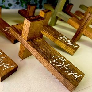 Wood Scripted Cross